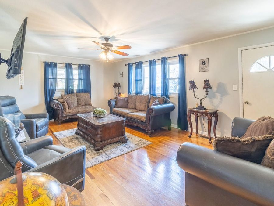 Property Image 8