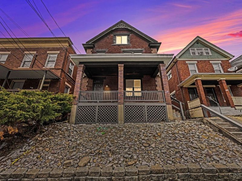 112 Valencia Street, Cincinnati, OH 45219 Photo 1