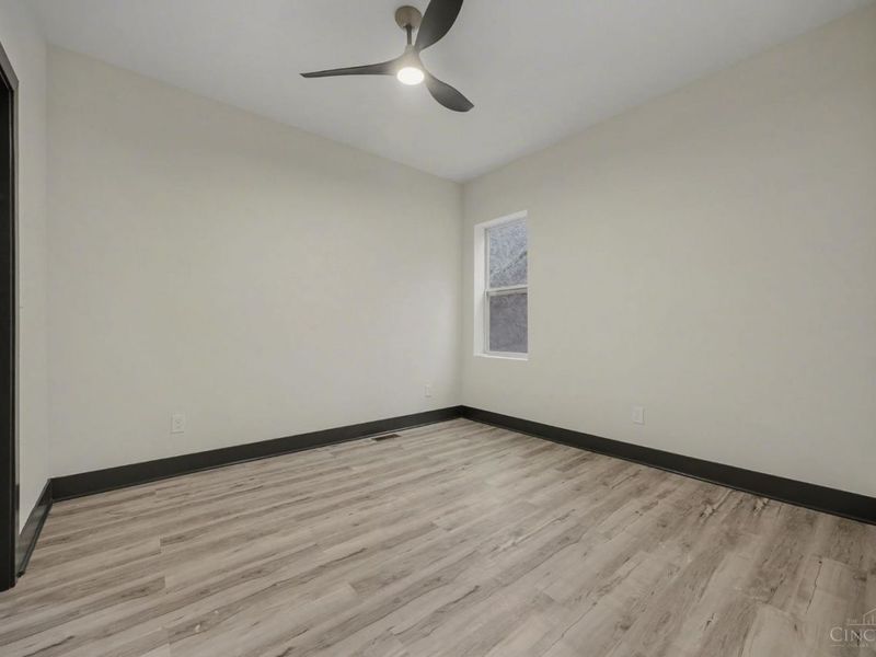 112 Valencia Street, Cincinnati, OH 45219 Photo 14