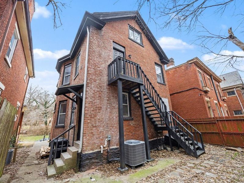 112 Valencia Street, Cincinnati, OH 45219 Photo 25