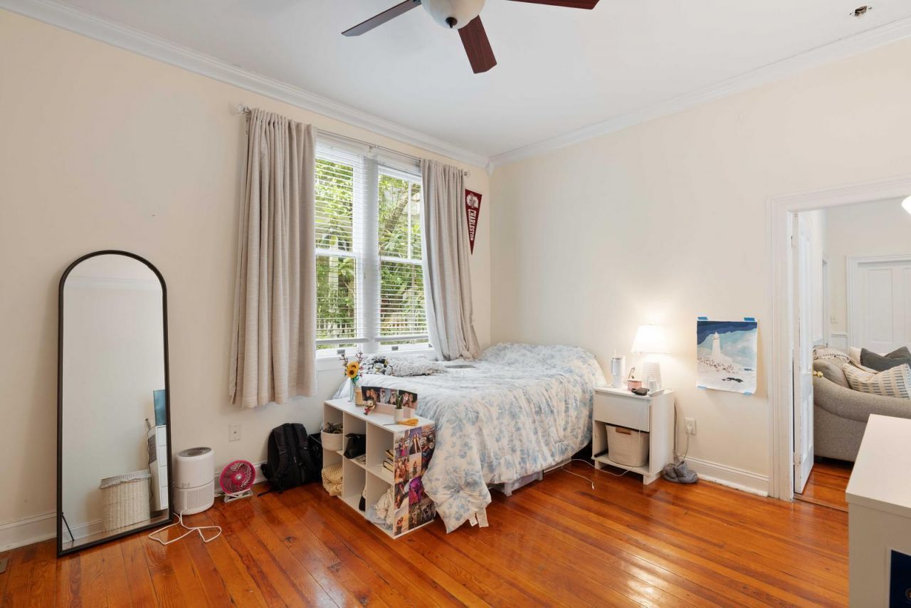 77 Pitt Street Photo 17