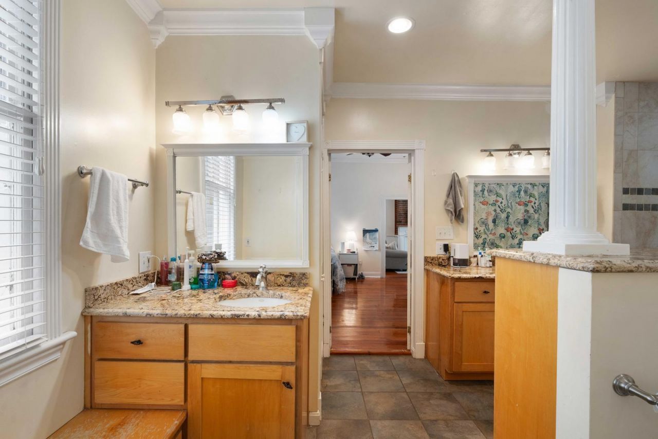 77 Pitt Street Photo 22