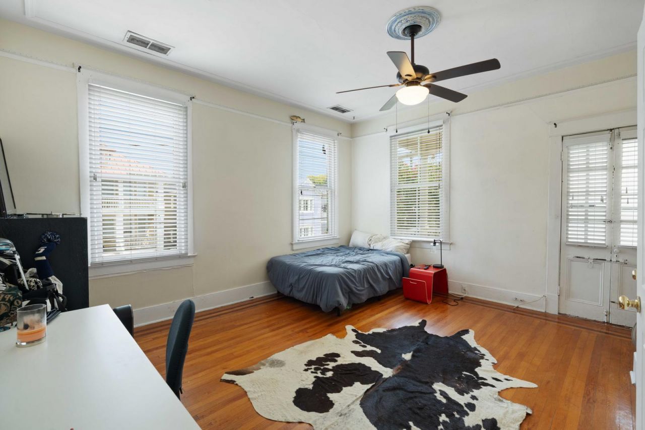 77 Pitt Street Photo 28