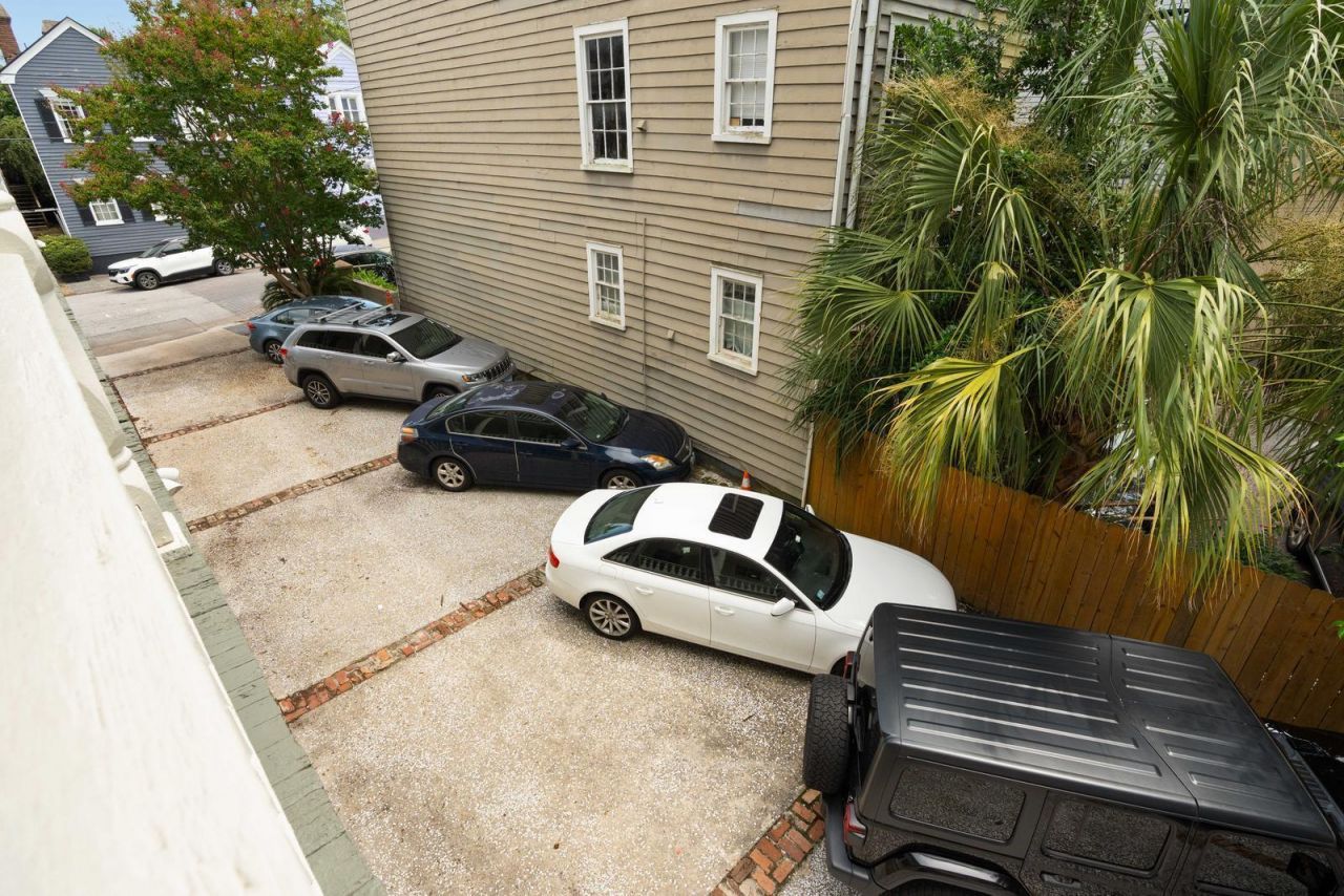 77 Pitt Street Photo 43