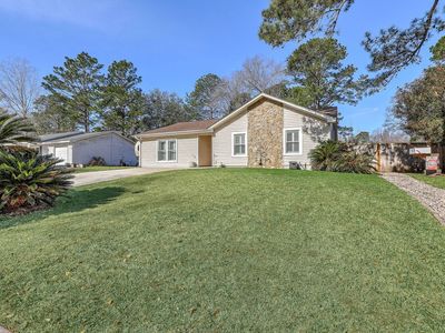 111 Canaberry Circle, Summerville, SC 29483