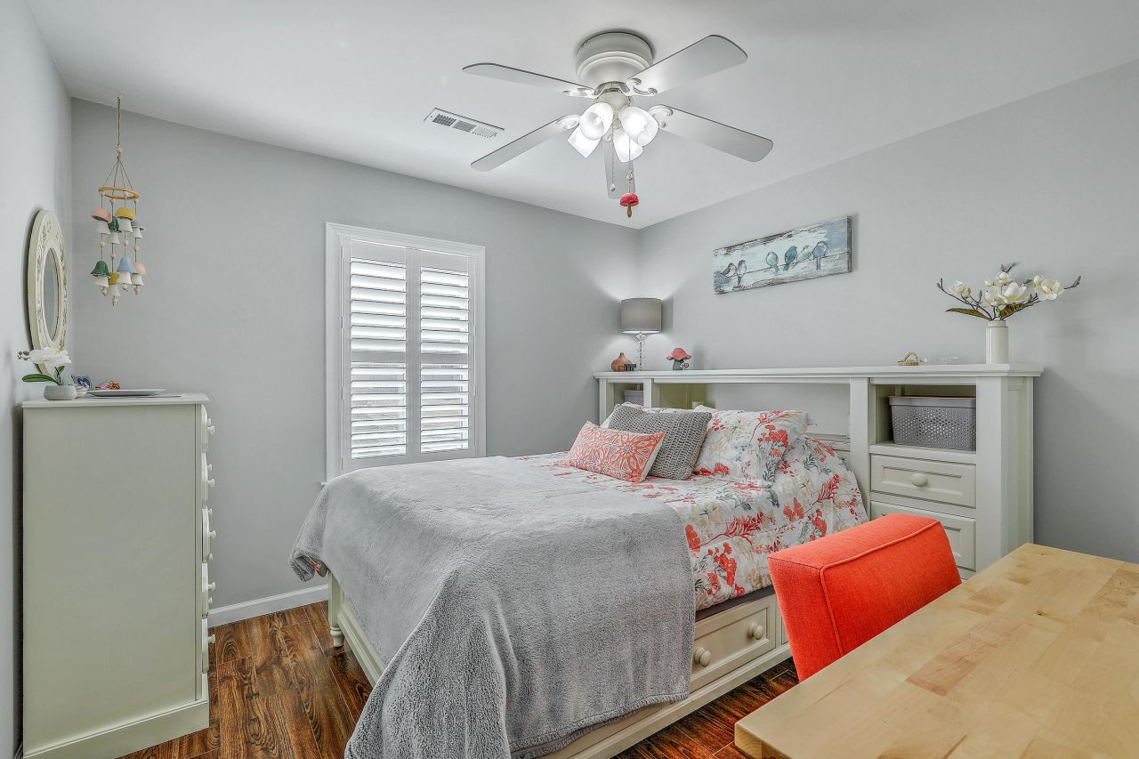 111 Canaberry Circle Photo 23