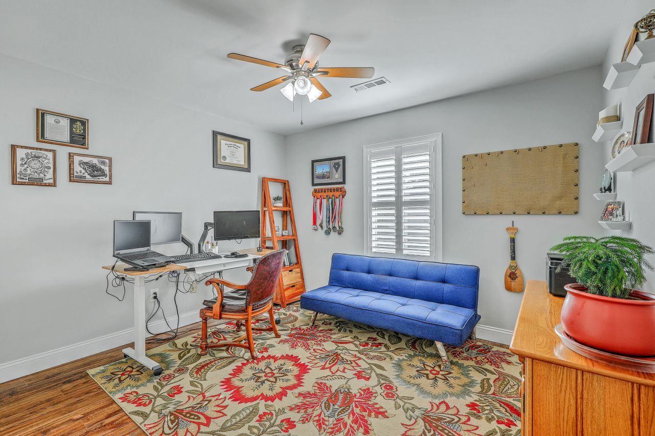 111 Canaberry Circle Photo 24