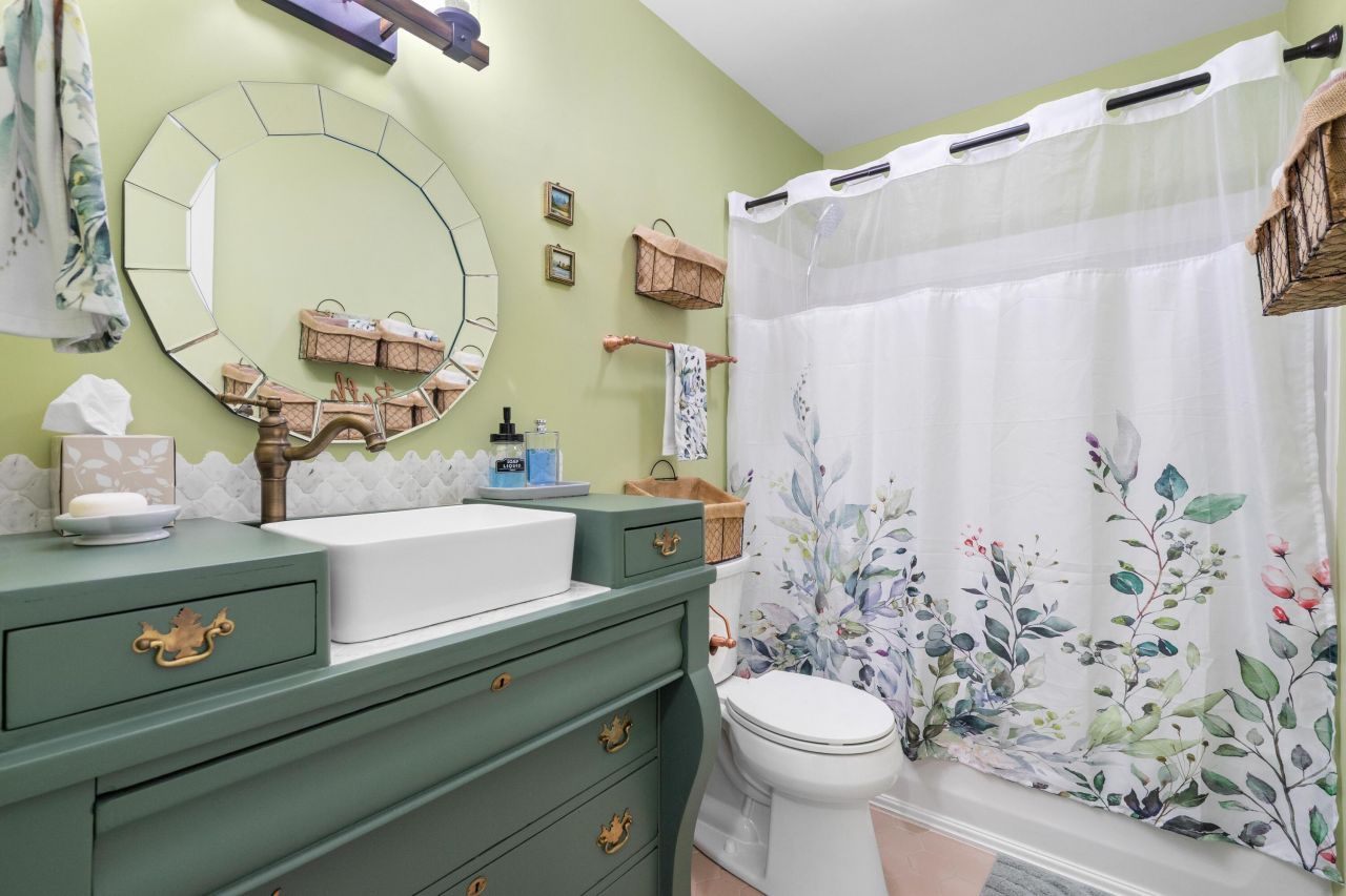 111 Canaberry Circle Photo 25