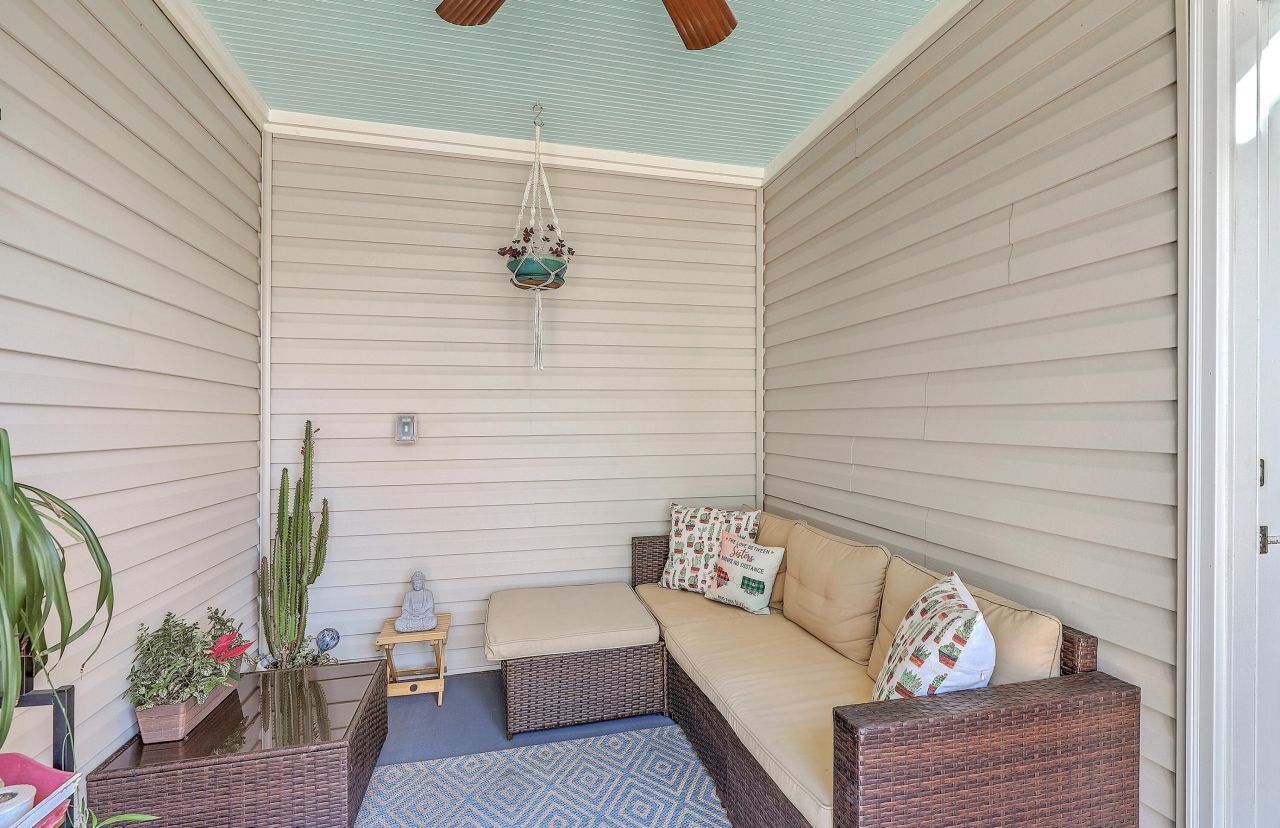 111 Canaberry Circle Photo 28