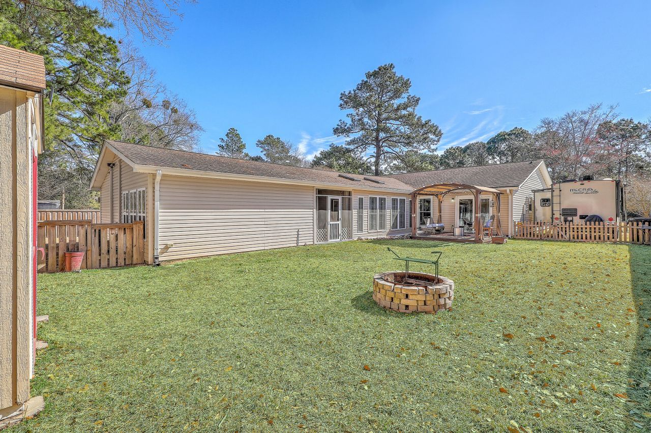 111 Canaberry Circle Photo 29