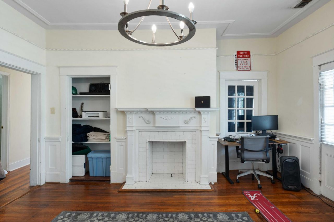 77 Pitt Street Photo 32