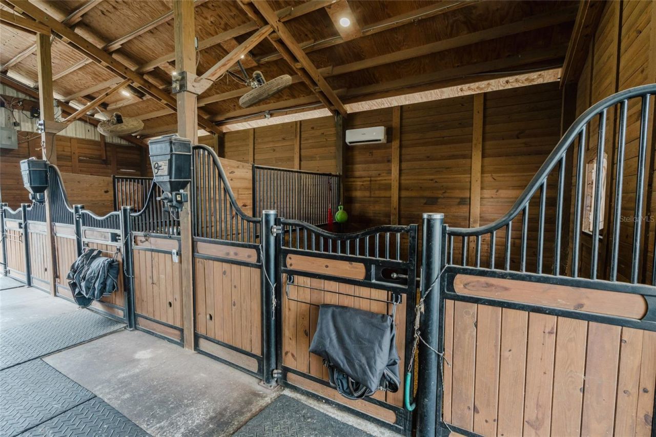 4015 Indigo Road, Groveland, FL 34736 Photo