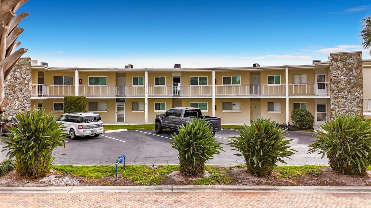 1361 Snell Isle Boulevard Ne, Unit 6, Saint Petersburg, FL 33704 Photo
