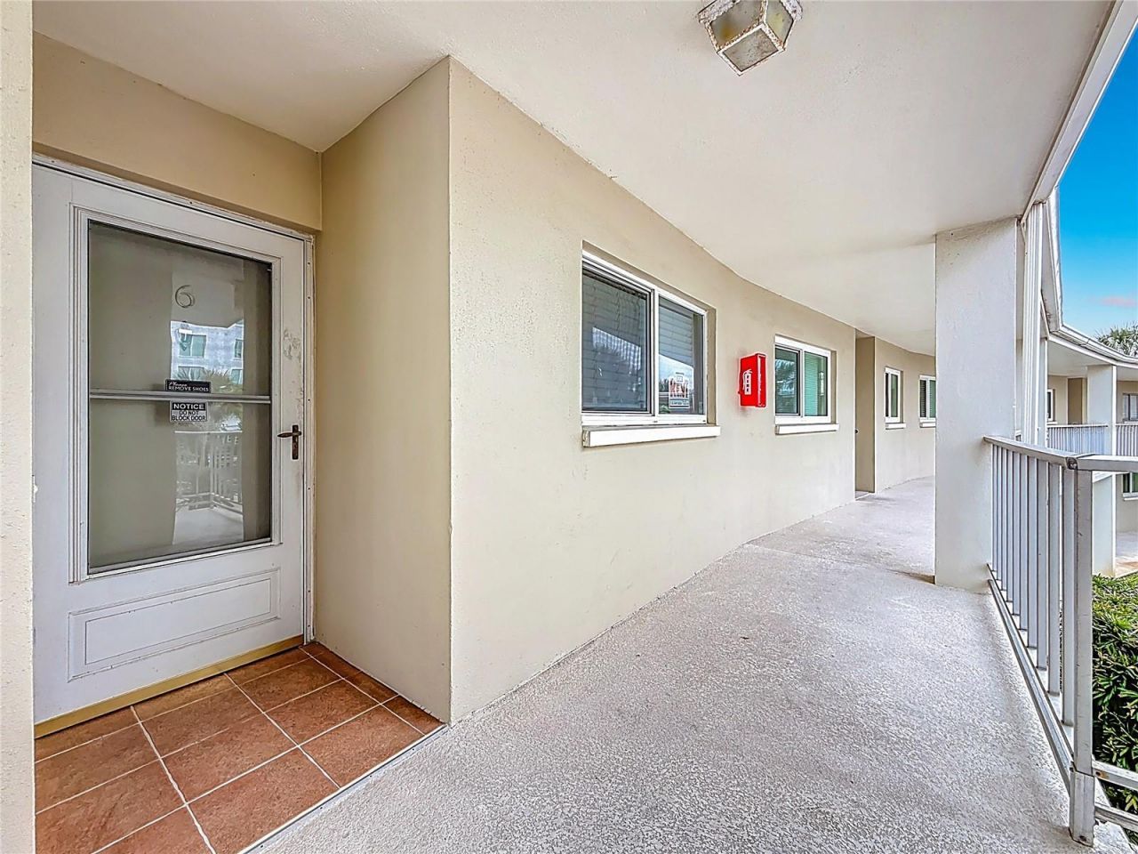 1361 Snell Isle Boulevard Ne, Unit 6, Saint Petersburg, FL 33704 Photo