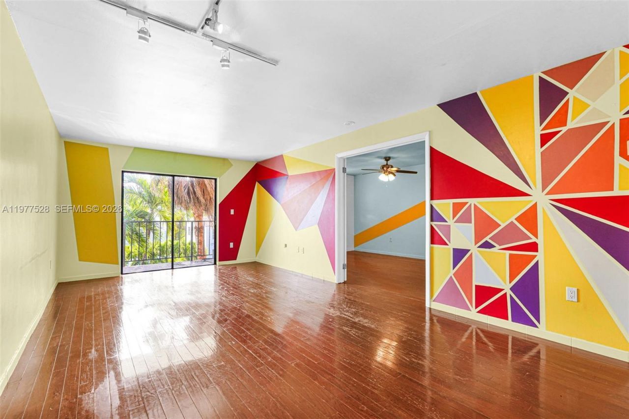 950 Euclid Ave, Unit 306, Miami Beach, FL 33139 Photo