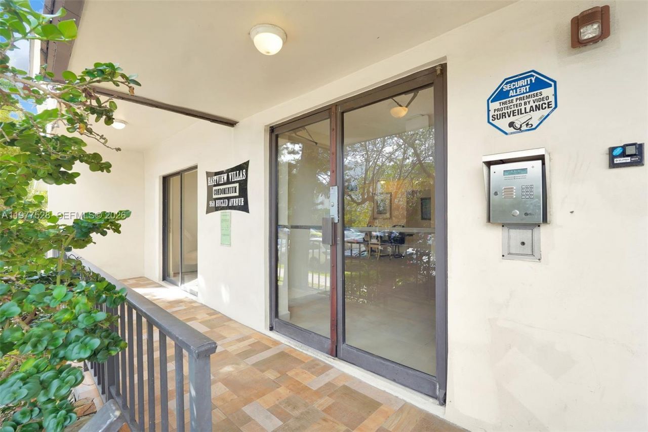 950 Euclid Ave, Unit 306, Miami Beach, FL 33139 Photo