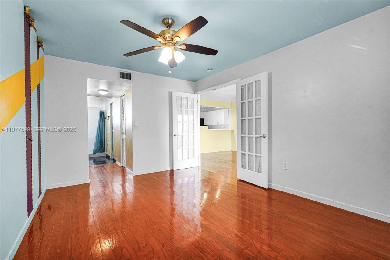 950 Euclid Ave, Unit 306, Miami Beach, FL 33139 Photo