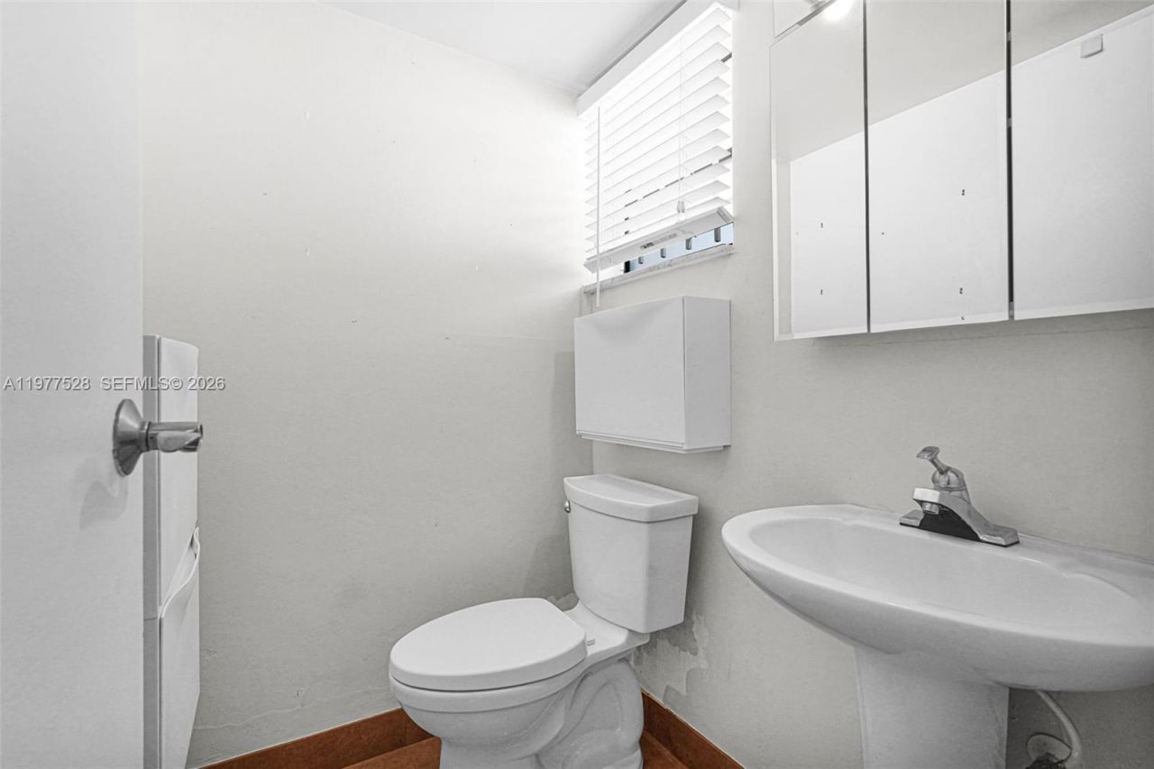 950 Euclid Ave, Unit 306, Miami Beach, FL 33139 Photo