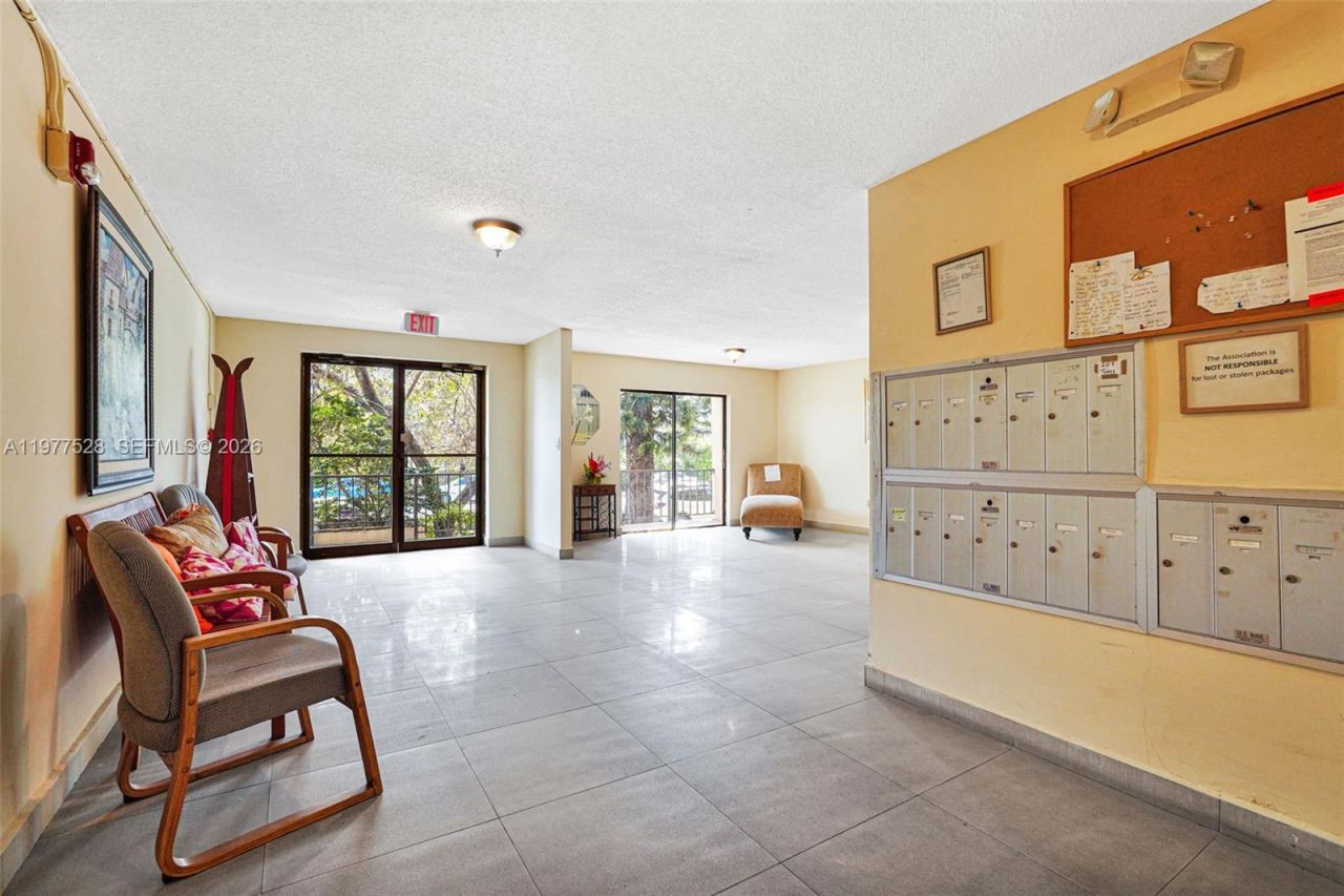 950 Euclid Ave, Unit 306, Miami Beach, FL 33139 Photo