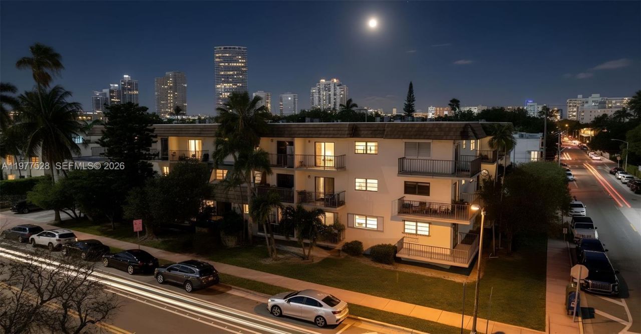 950 Euclid Ave, Unit 306, Miami Beach, FL 33139 Photo