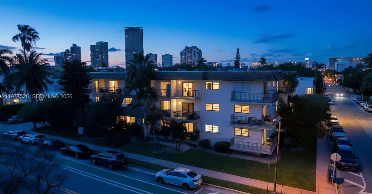 950 Euclid Ave, Unit 306, Miami Beach, FL 33139 Photo