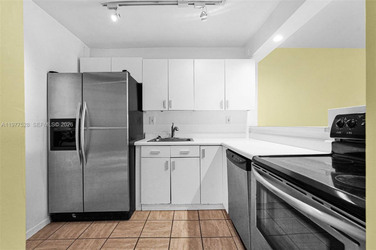 950 Euclid Ave, Unit 306, Miami Beach, FL 33139 Photo