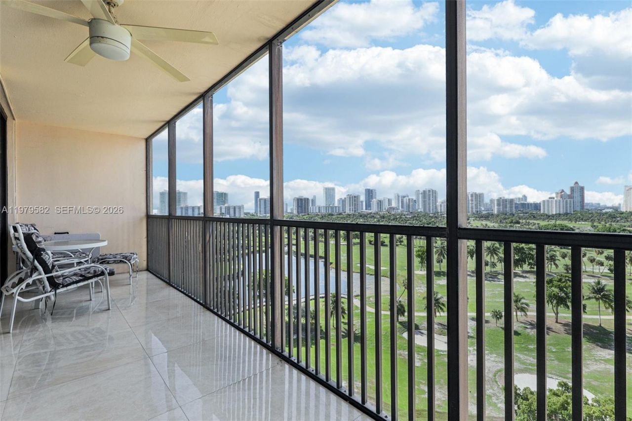 20379 W Country Club Dr , Unit 1436, Aventura, FL 33180 Photo