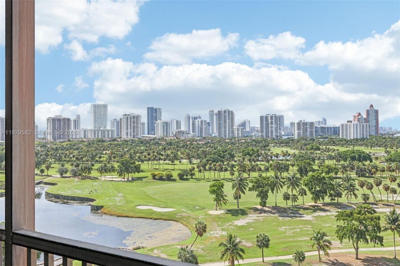 20379 W Country Club Dr , Unit 1436, Aventura, FL 33180 Photo