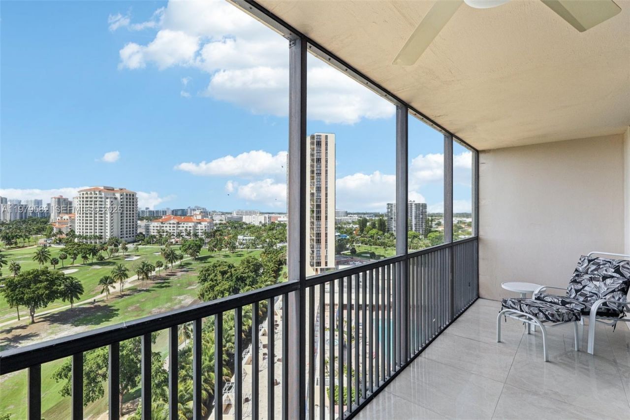 20379 W Country Club Dr, Unit 1436, Aventura, FL 33180 Photo