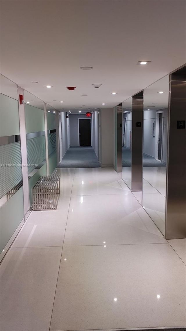 20379 W Country Club Dr , Unit 1436, Aventura, FL 33180 Photo