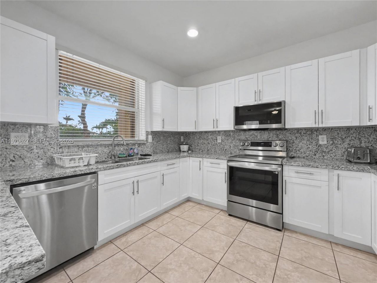 363 NE 25th Ter , Homestead, FL 33033 Photo
