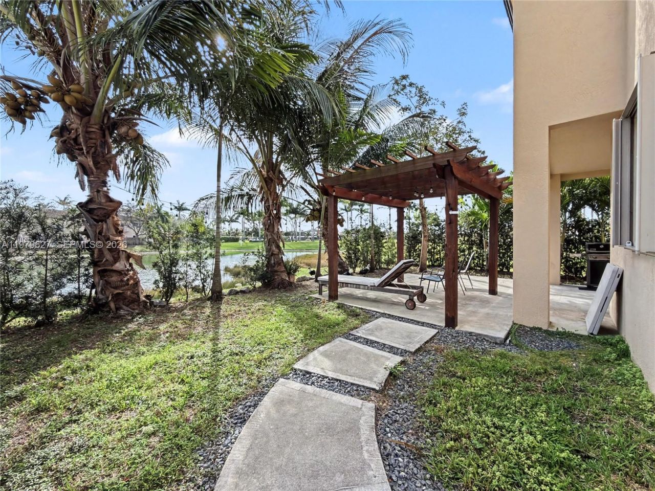 363 NE 25th Ter , Homestead, FL 33033 Photo