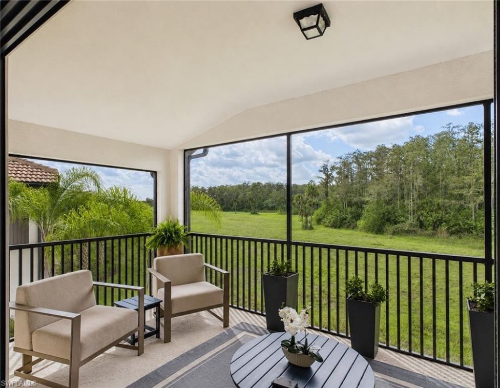 5683 Mayflower Way, Unit 908, Naples, FL 34142 Photo