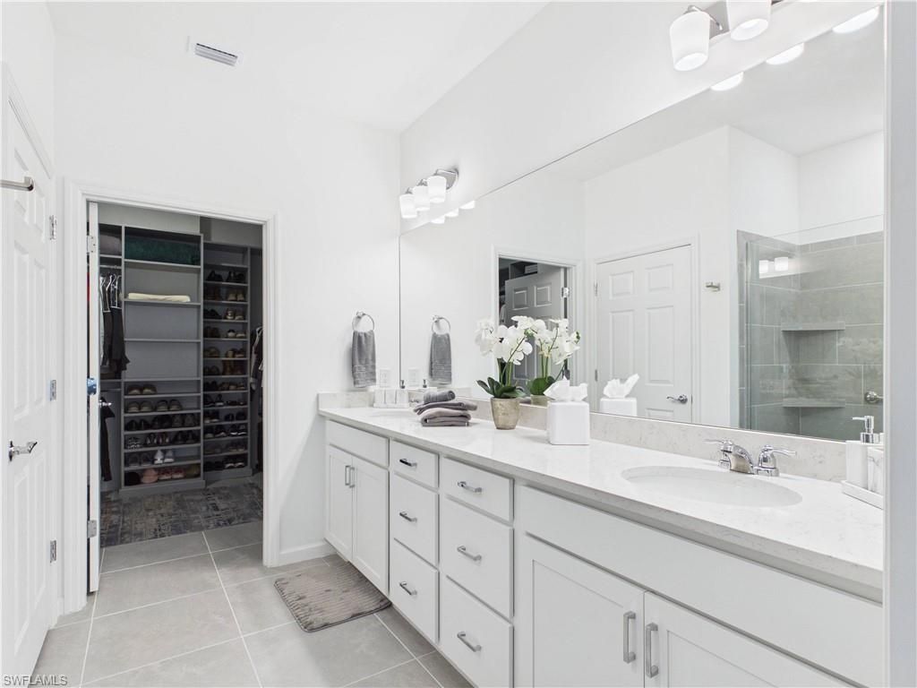 5683 Mayflower Way , Unit 908, Ave Maria, FL 34142 Photo