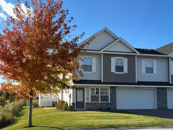 8067 Abercrombie Lane, Woodbury, MN 55129