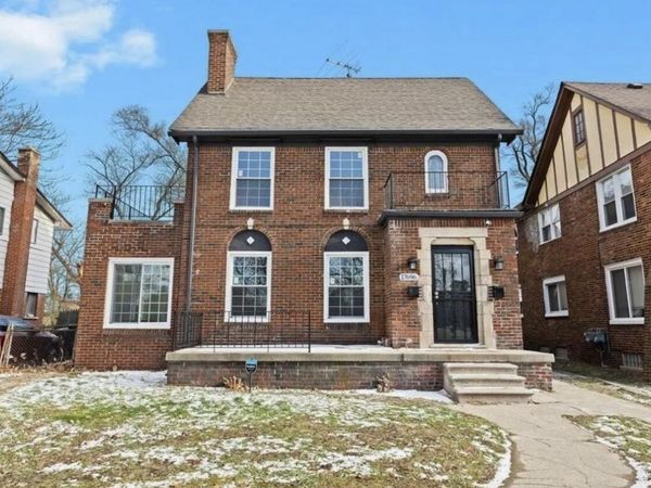 16796 Greenlawn Street, Detroit, MI 48221