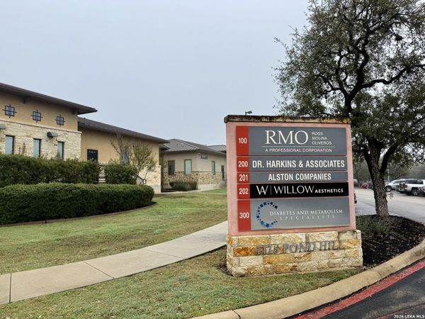 4118 Pond Hill, Unit 202, Shavano Park, TX 78231