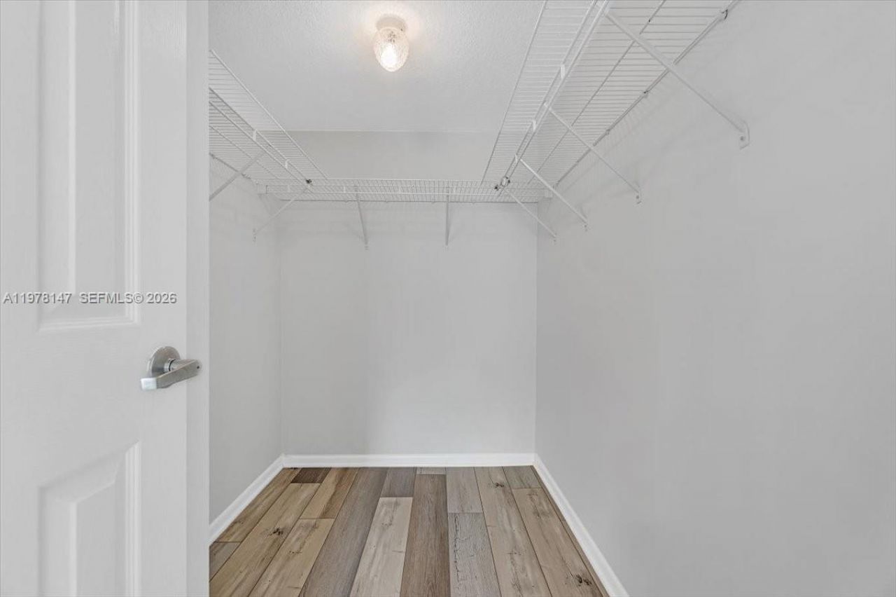 6832 S Palmetto Cir S, Unit 201, Boca Raton, FL 33433 Photo