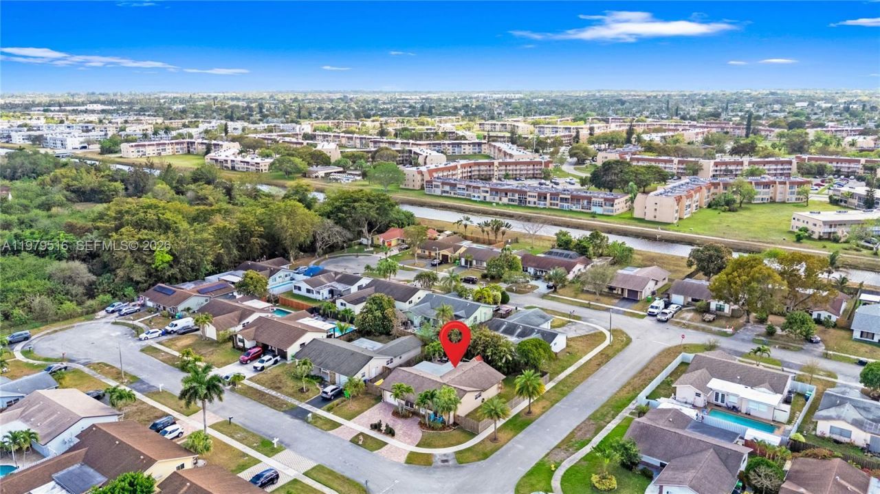 9136 NW 32nd Pl, Sunrise, FL 33351 Photo