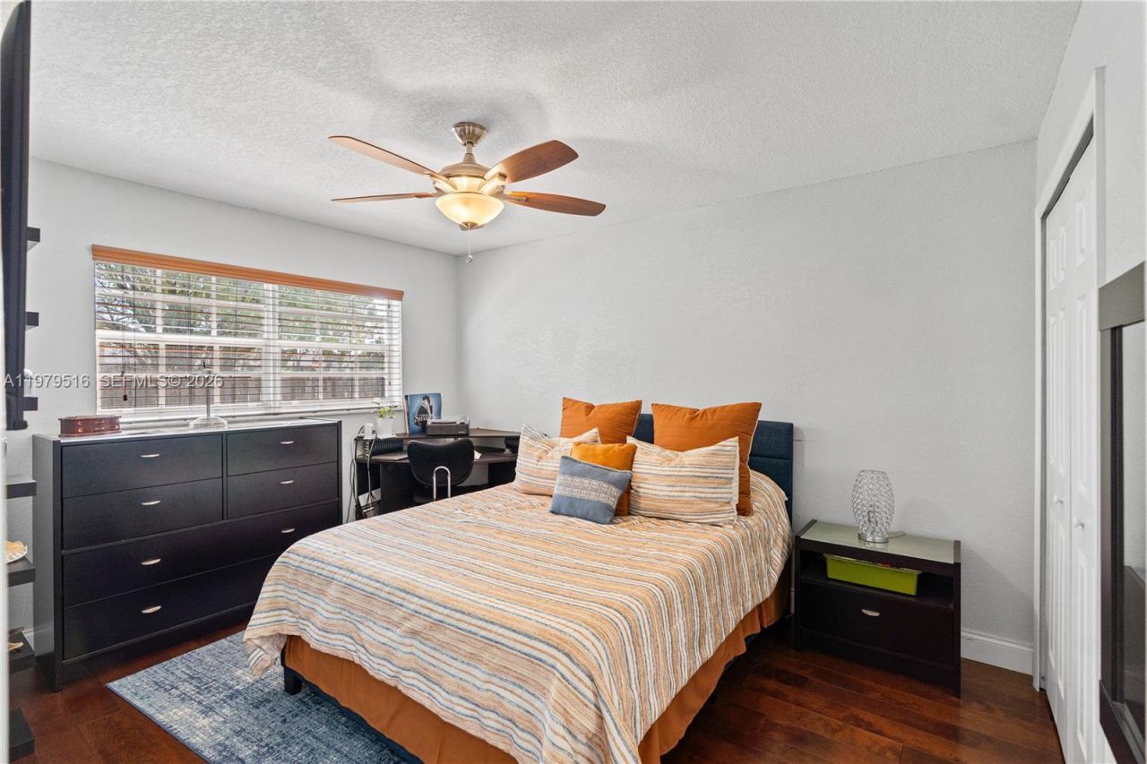 9136 NW 32nd Pl, Sunrise, FL 33351 Photo