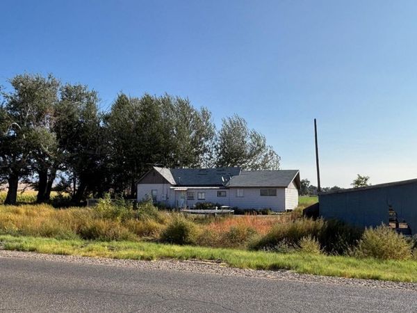 855 SE Yuba St, Mountain Home, ID 83647