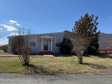 1431 High Peak Road, Monroe, VA 24574