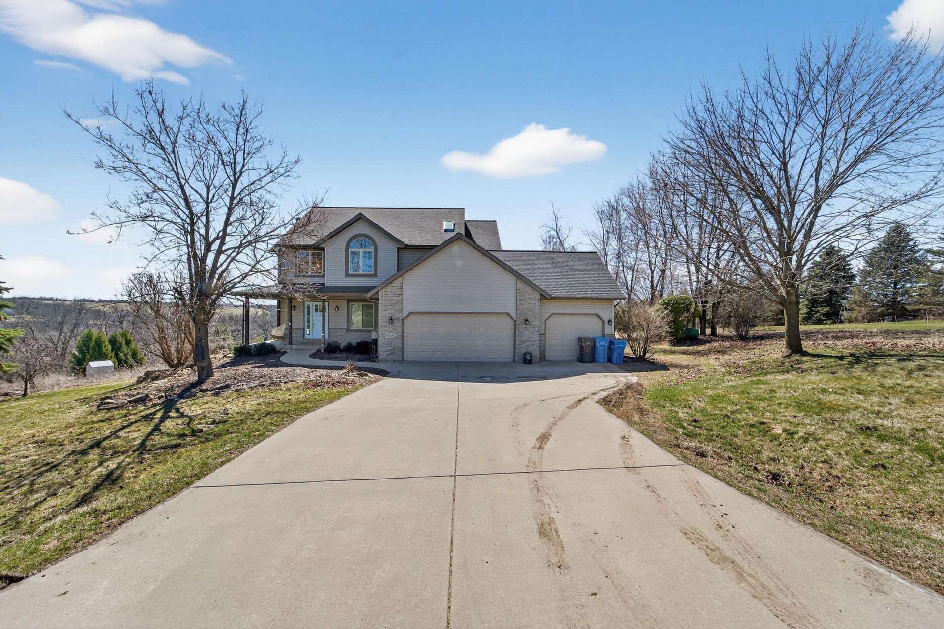 W5481 Timber Lane, New Glarus, WI 53574 Main Photo