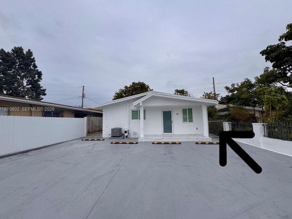 50 Flagami Blvd , Unit 50, Miami, FL 33144