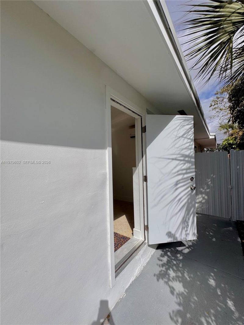 50 Flagami Blvd , Unit 50, Miami, FL 33144 Photo