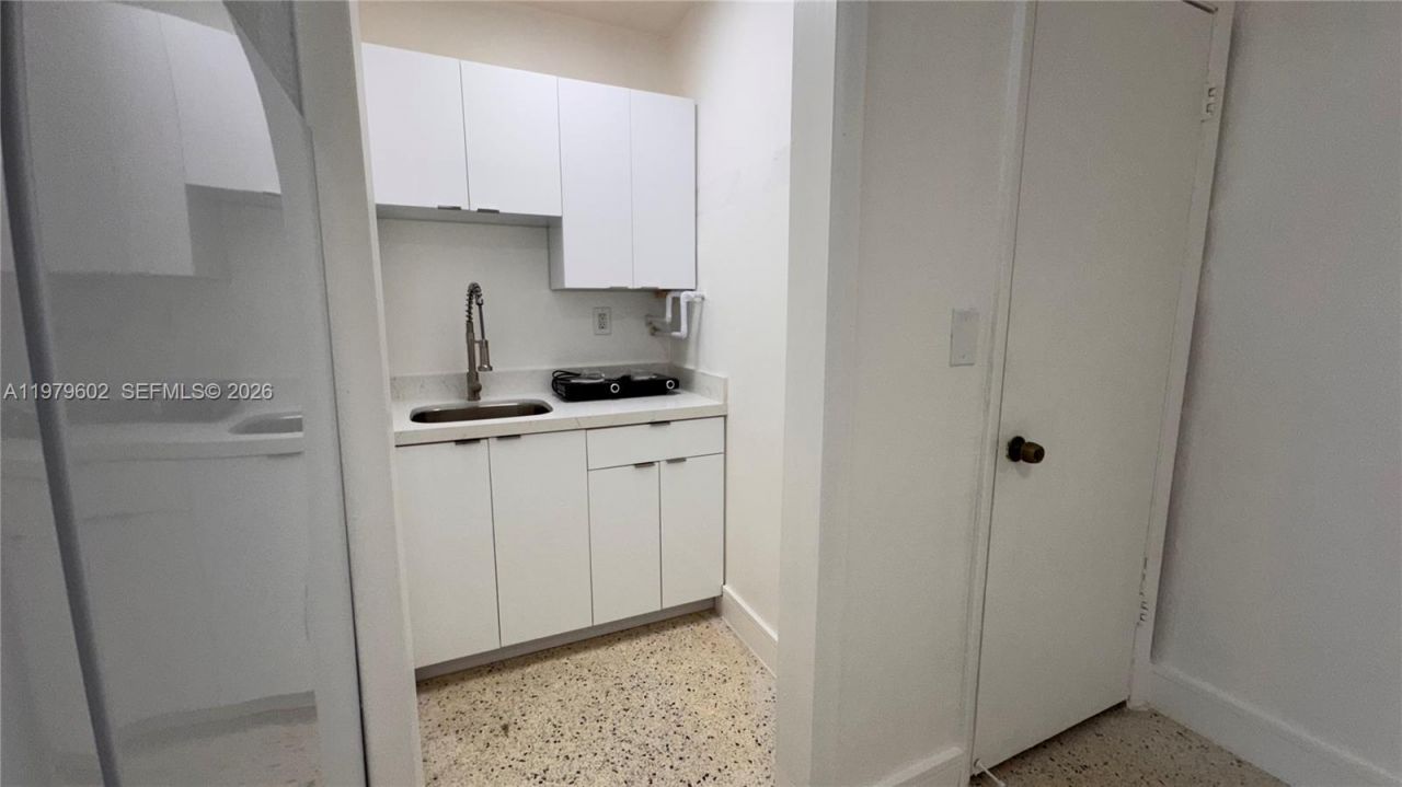 50 Flagami Blvd , Unit 50, Miami, FL 33144 Photo