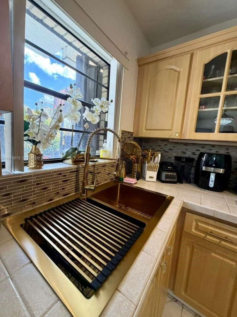 8209 SW 23rd Ct, Unit 17C, North Lauderdale, FL 33068 Photo