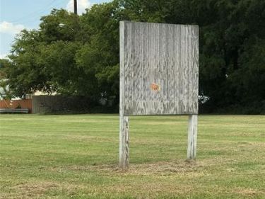 2004 Kiest, Dallas, TX 75216