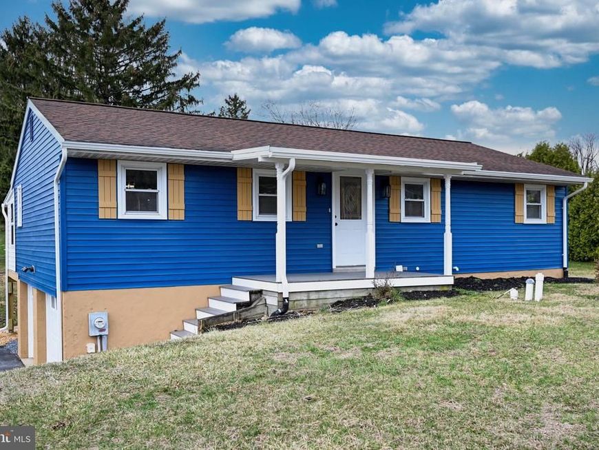 207 N Prospect Hill Drive, Schaefferstown, PA 17088 Main Photo