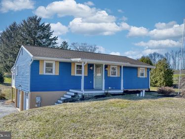 207 N PROSPECT HILL DRIVE, SCHAEFFERSTOWN, PA 17088
